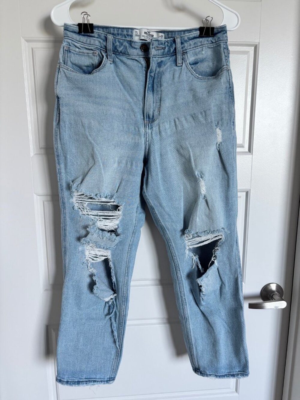 Hollister Womens Curvy High Rise Mom Jean Distressed Light Wash 7S